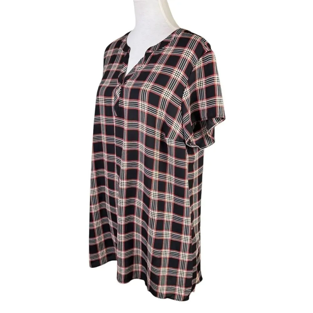 Torrid Sz 2 Georgette Black Red Plaid Short Sleeve Business Casual Tunic Blouse